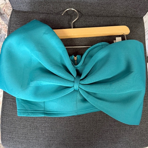 Strapless Bow Bustier Top. Size Medium. - Picture 2 of 3